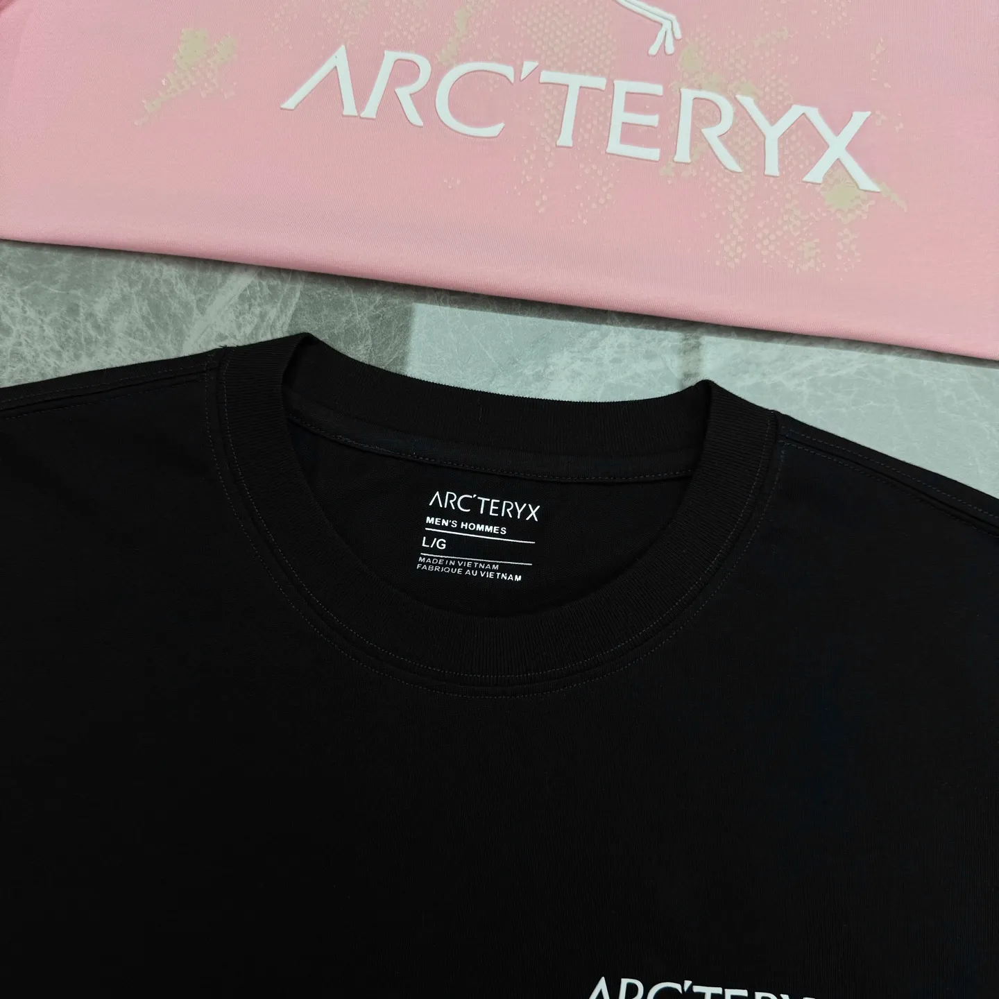 175 ⚜️Arc‘teryx T ｜ Versatile . Same Style ❤️ g ， ， ， Breathable ， 、 、 。Classic ， ， ， 、 ， 。 LOGO . Retro ，Retro ， ， 。 ：Classic / / / ， Black White ， ； 、 、 、 ， 、 ， Versatile T。 ！Sizes：S-3XL ❗️（175/145 L）